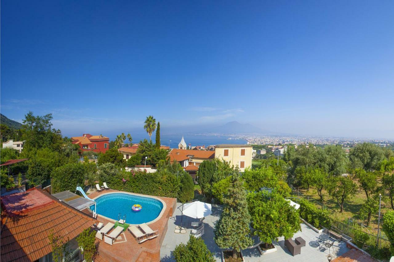 Amore Rentals - Villa Panoramaカステッランマーレ・ディ・スタービア エクステリア 写真